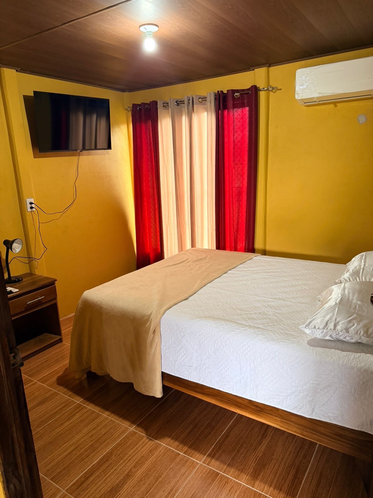 2 chambres, Wi-Fi gratuit, draps fournis