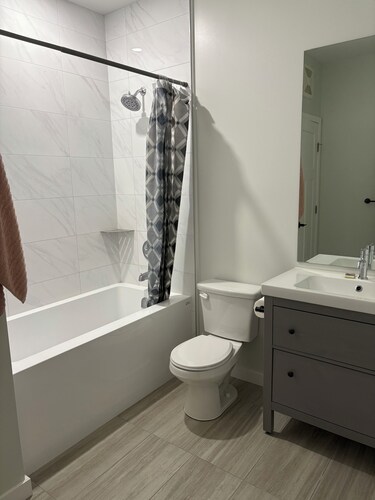 Modern cozy studio suite in Whistlebend