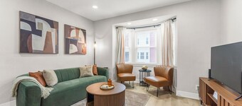 Midtown Modern: 3BR Near Cleveland Clinic & Downtown CLE