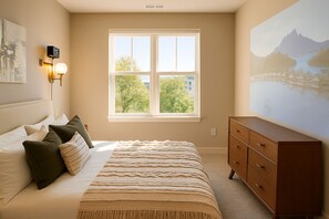 3 bedrooms, free WiFi, bed sheets