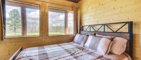 2 bedrooms, bed sheets