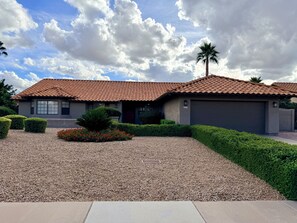 Exterior - The Agave Haus – A Quiet Scottsdale Retreat Near Kierland / Scottsdale Quarter (Scottsdale)