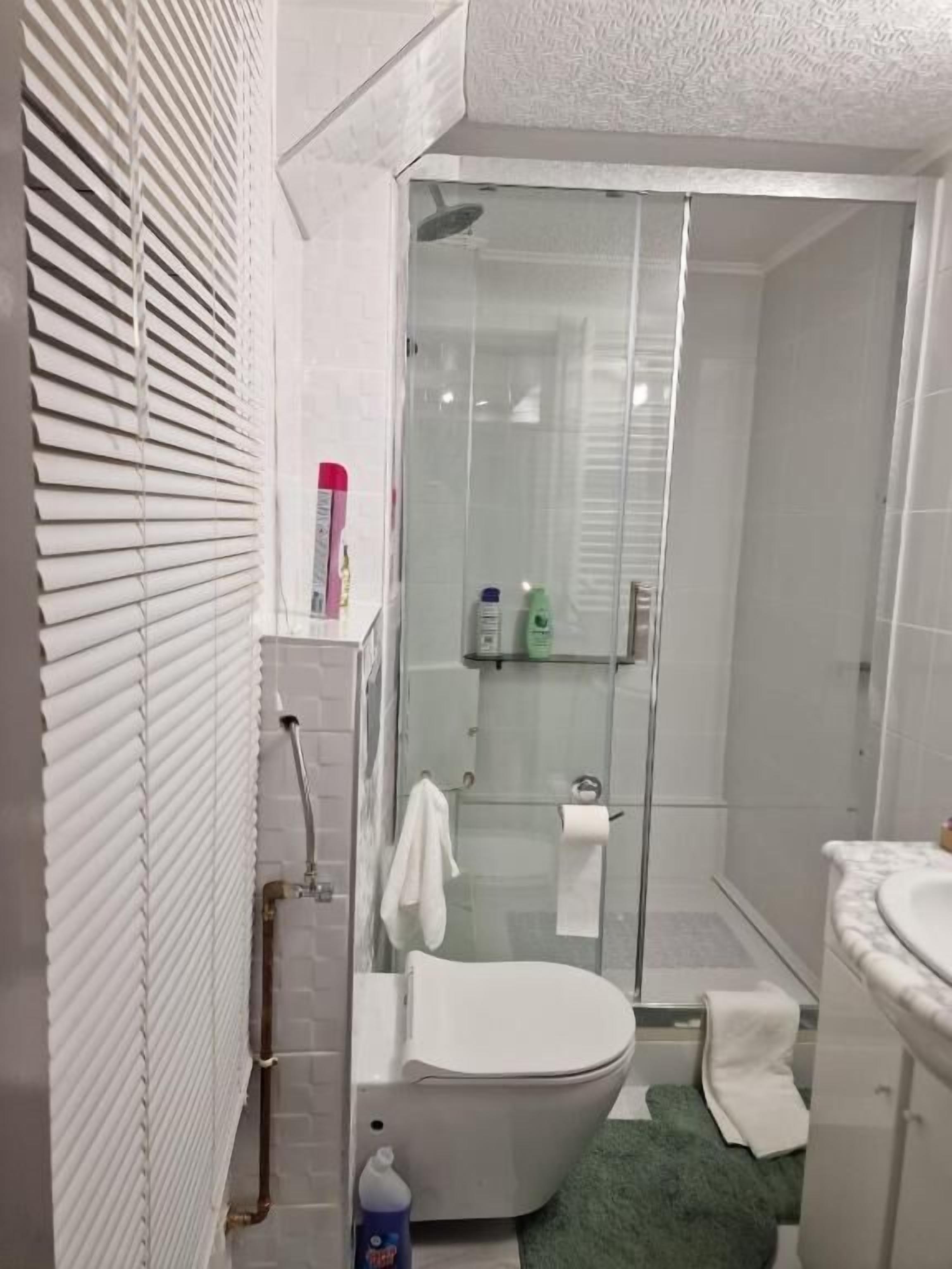 Chambre Confort avec lits jumeaux | Salle de bain
