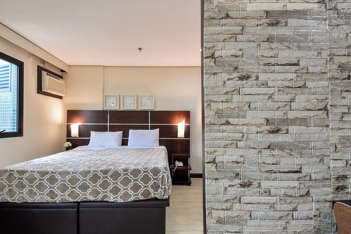 Apartment | Peti besi dalam bilik, seterika/papan seterika, Wi-fi percuma