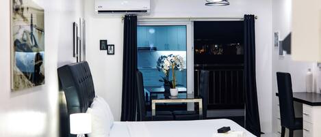 Hypo-allergenic bedding, pillow-top beds, in-room safe, desk