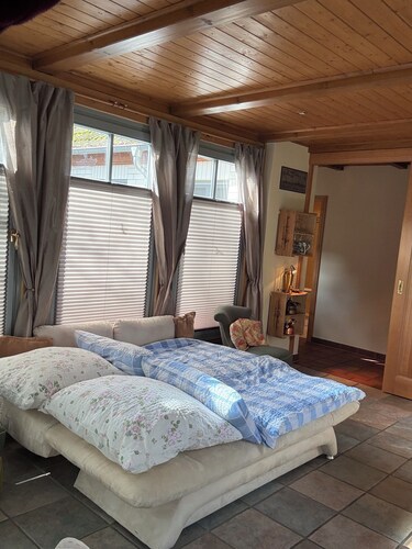 Ferienwohnung bei Lüneburg mit Garten, Kamin & privatem Eingang