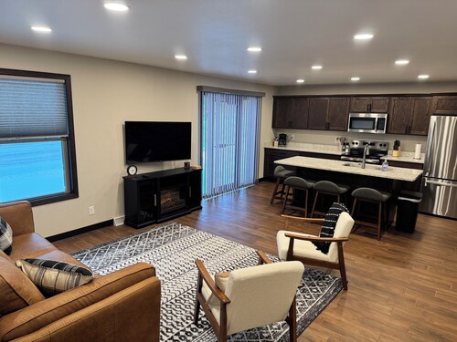 New! 3 Bedroom 2 Bath - 10 Minutes from Marshfield, 30 minutes from Wausau