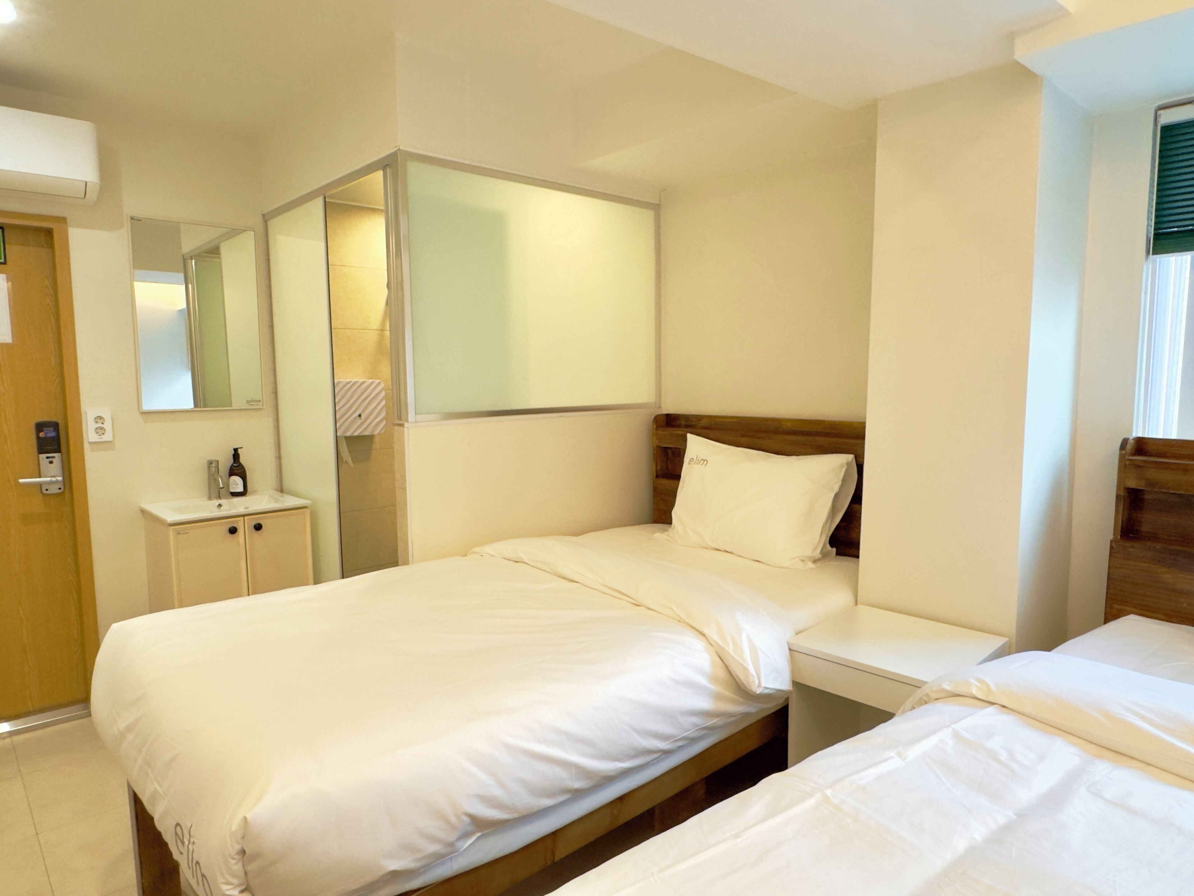 Chambre Standard Double ou avec lits jumeaux