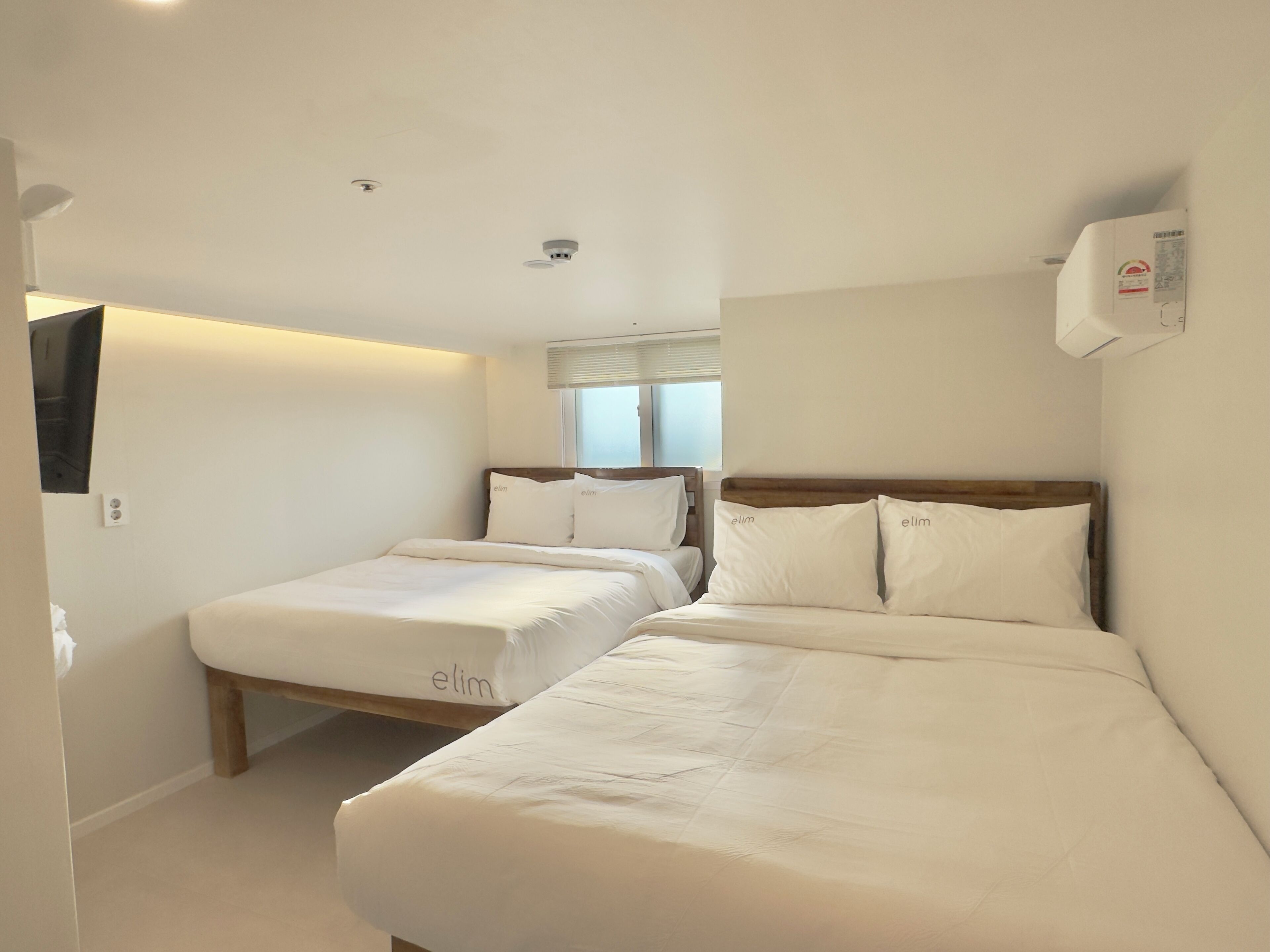 Chambre Quadruple Standard, vue ville