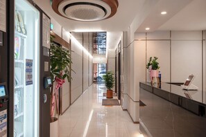 Lobby - Levento Hotel (Gwangmyeong)