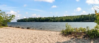 Spacious Naples Retreat Near Sebago
