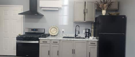 Oven, stovetop