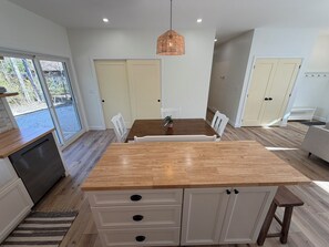 Dining - Brand New 2026 Country Cottage ! (Wiarton)