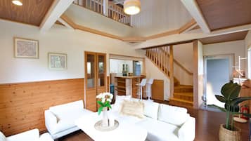 Apartment | Living area