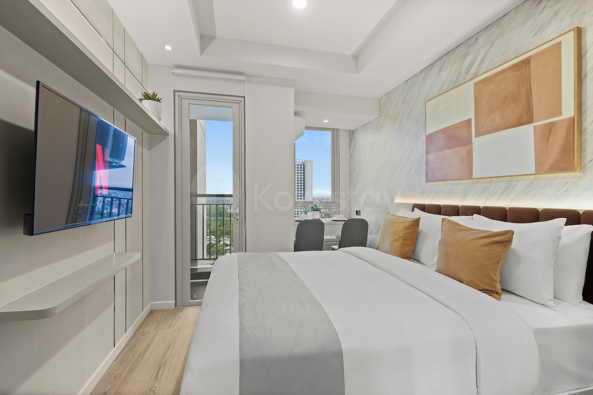 Apartment, 1 Bedroom, City View | Desk, laptop workspace, iron/ironing board, free WiFi