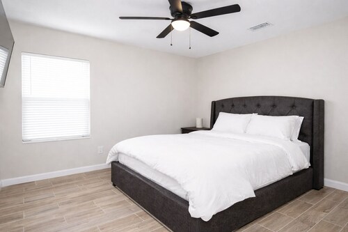 3-bedroom house in charming Laredo