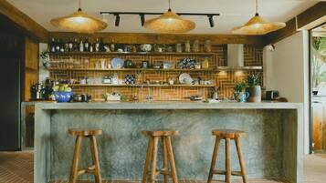 Bar (en la propiedad)