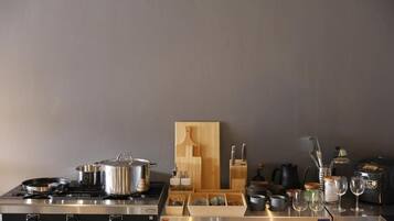 Vila, sacada, vista para o mar | Cozinha privada