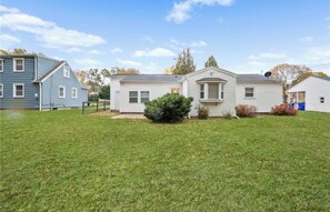 Exterior - Welcoming 3-bedroom house in  Webster (Webster)