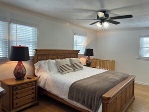 Room - Welcoming 3-bedroom house in  Webster (Webster)