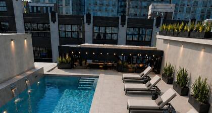 Hoboken Grand House- 3 Bedroom 2.5 Bathroom with a private rooftop