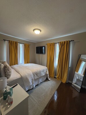 3 chambres, fer et planche à repasser, Wi-Fi gratuit, draps fournis