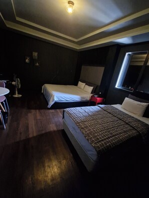 Premium Double Room - HOTEL FRENCH CODE (changwonsi)
