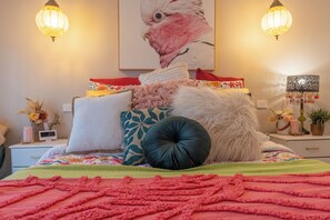 5 dormitorios, tabla de planchar con plancha, wifi y ropa de cama