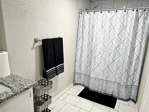 Bathroom - New Boston Apartment | 2 Gig Wi-Fi | Full Kitchen | Sleeps 4 (New Boston)