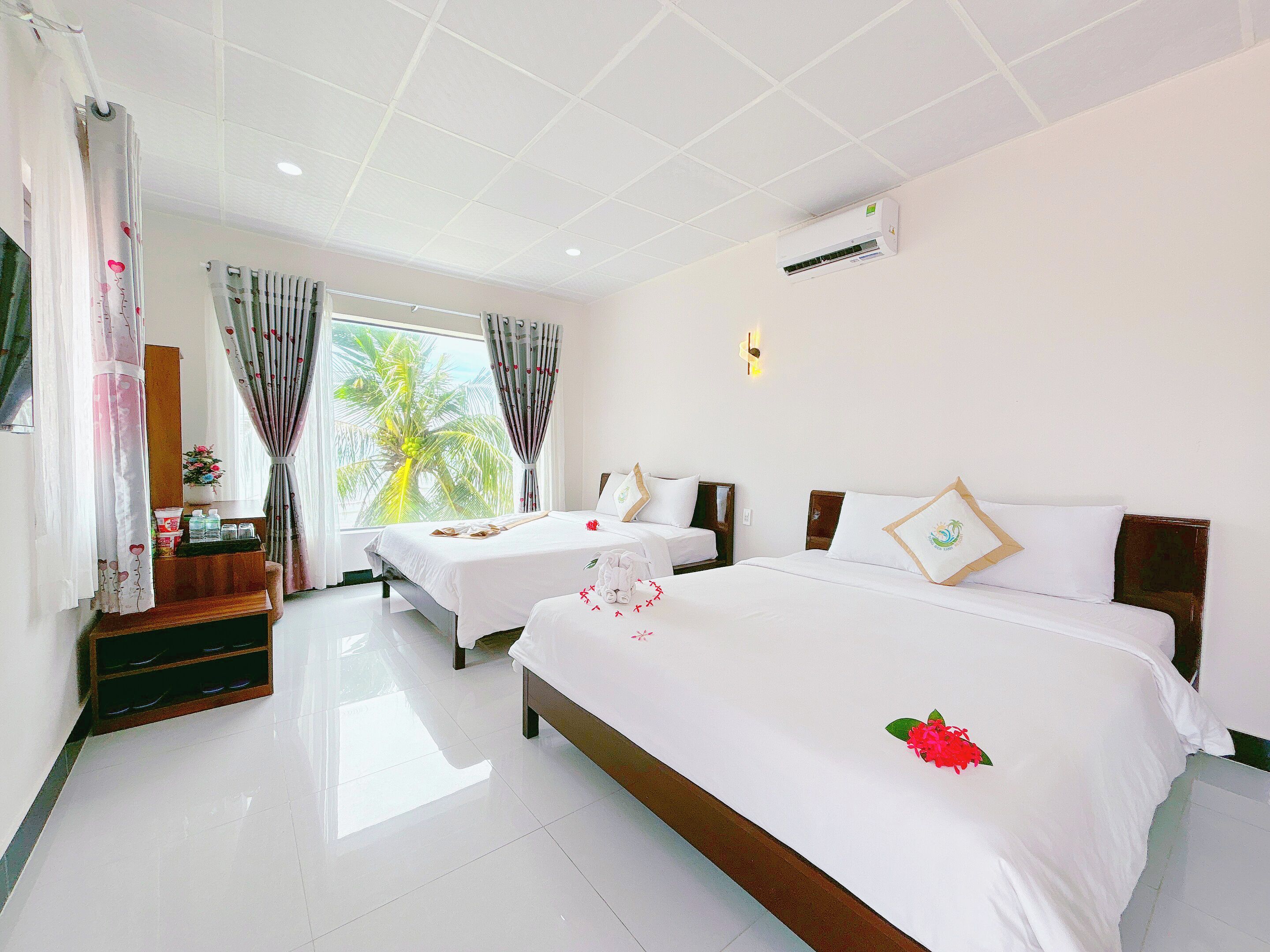 Quadruple Room, Garden View