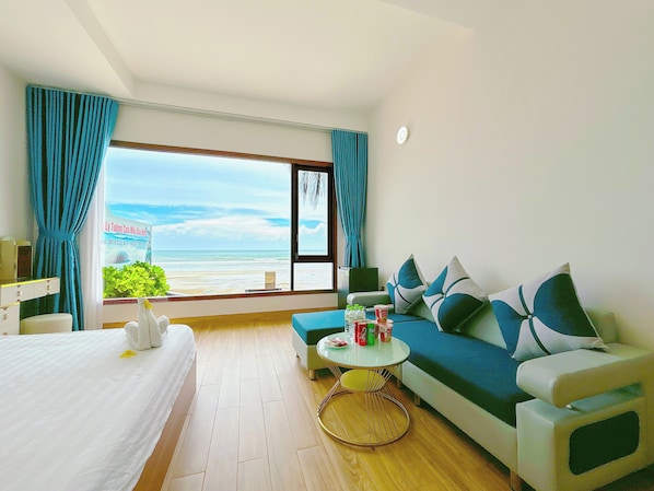 Quadruple Room, Beach View - Song Bien Xanh Resort (Phan Thiet)