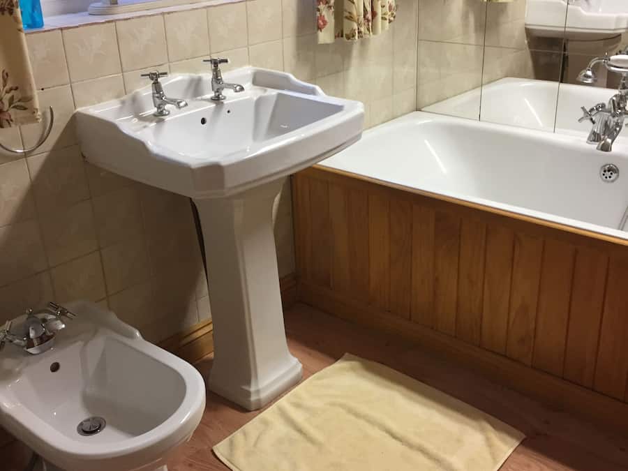 Towels, toilet paper