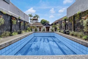 Udendørs pool