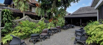 Hotel O near Kampung Batik Kauman former