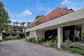 Exterior - Hotel O near Kampung Batik Kauman former (Surakarta)