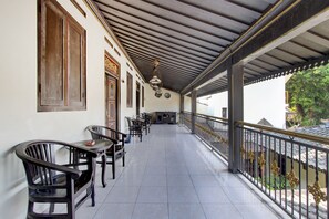 Lobby - Hotel O near Kampung Batik Kauman former (Solo)