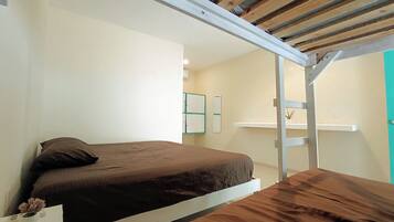 Classic Room, Courtyard View