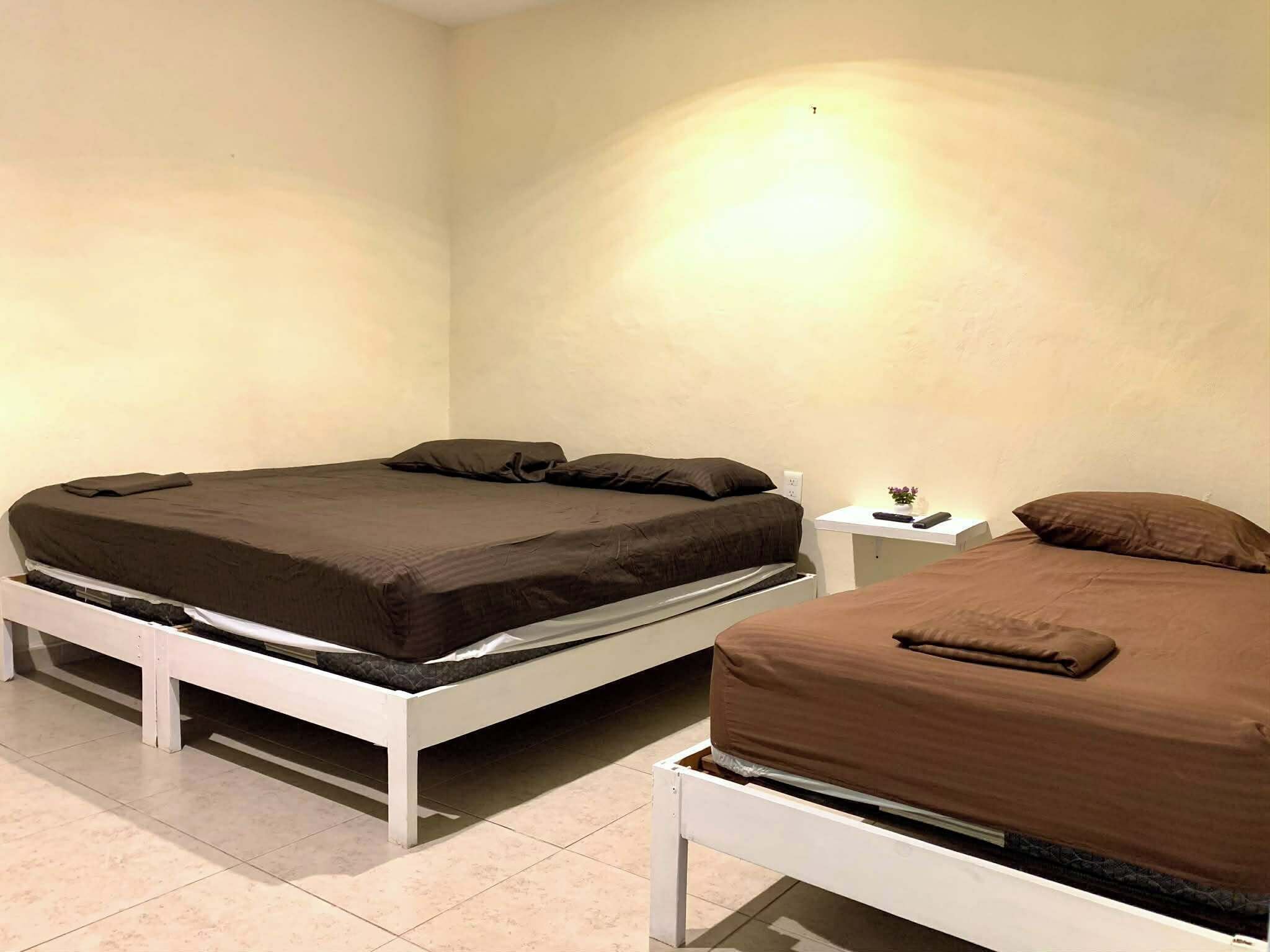 Comfort Room, Garden View