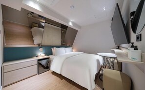Comfort Double Room - Sinchon APL Hotel (Seoul)