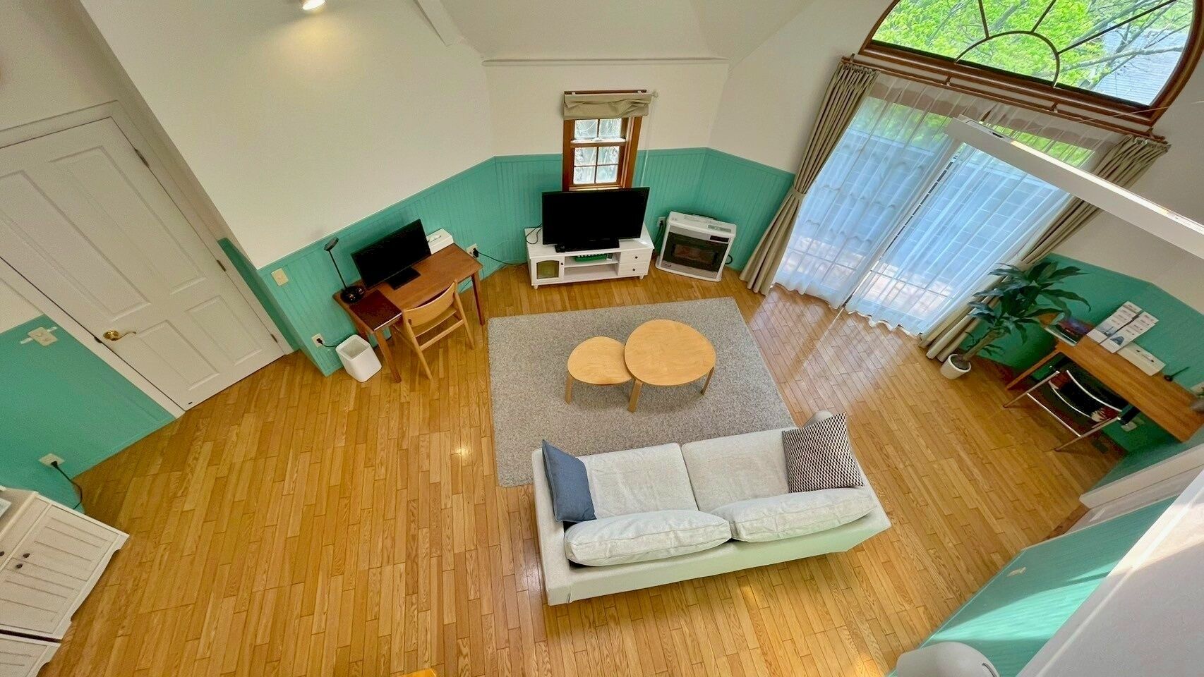 House, 2 Bedrooms, Non Smoking, Balcony | Living area
