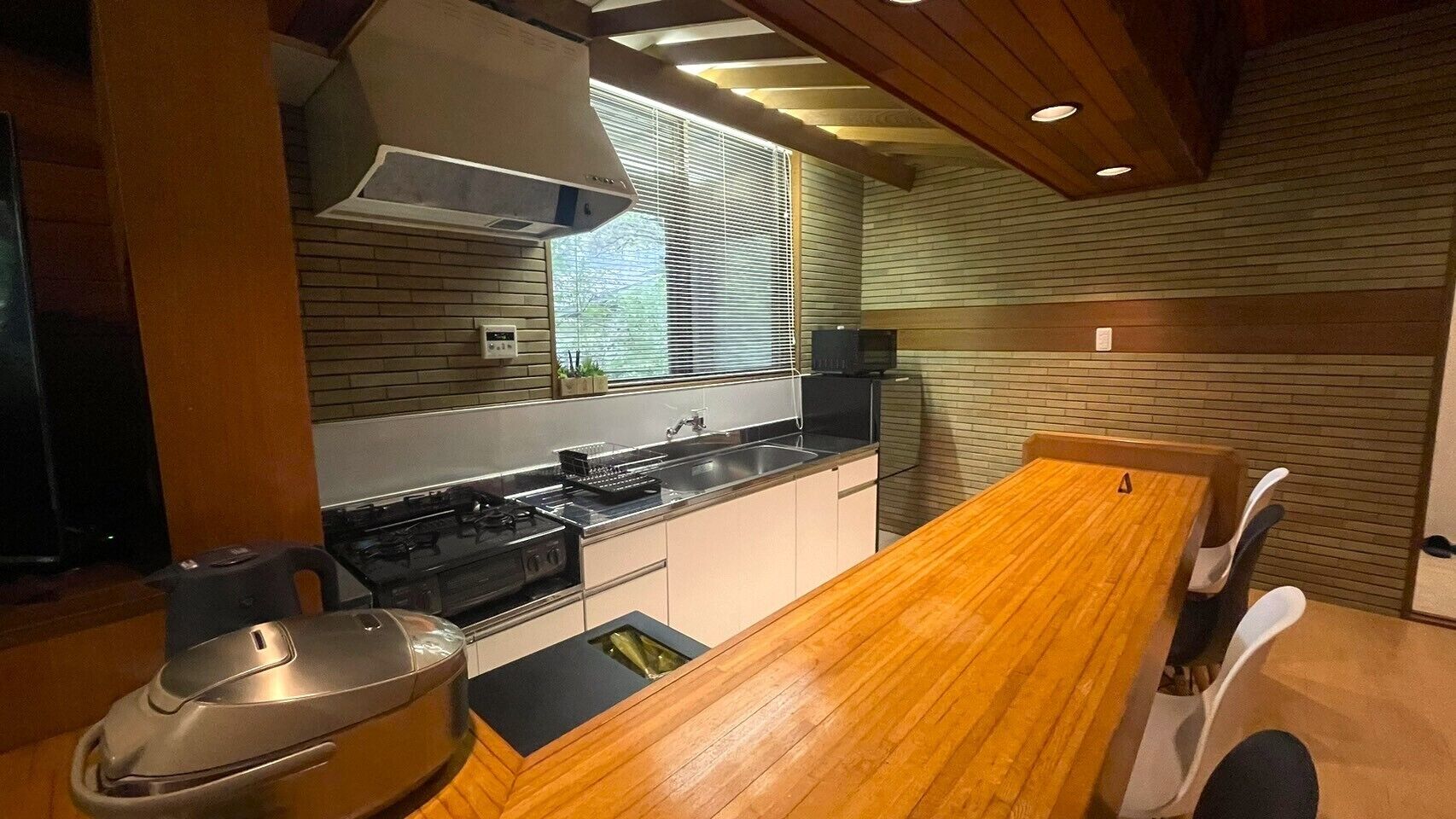 House, Non Smoking | Private kitchen