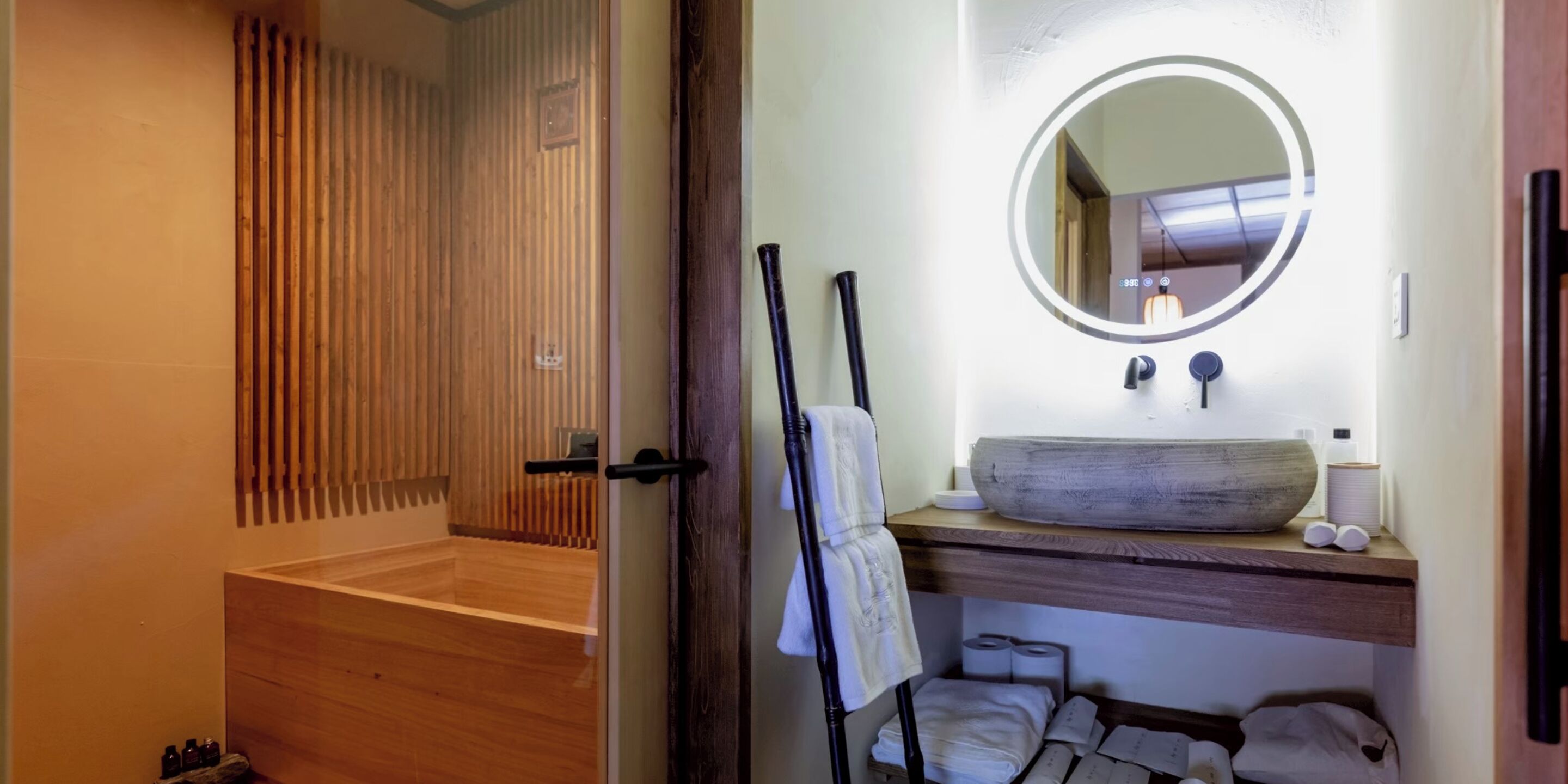 Classic Twin Room, Non Smoking, City View (Narai View [2F])