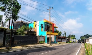 Front of property - INSTAY Hotel Dieng Chill Serenity (Garung)