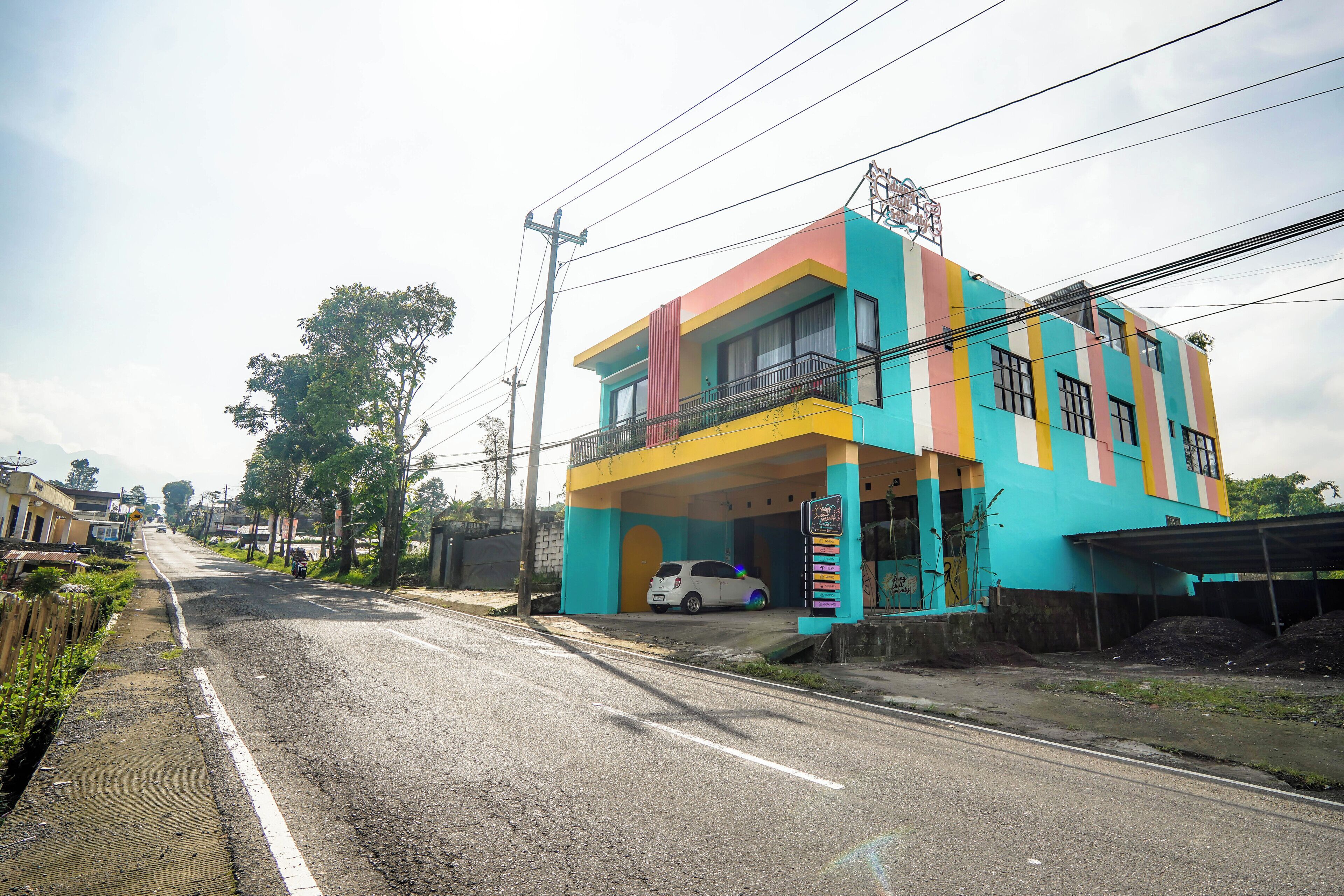 المنشأة من الخارج