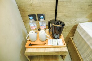 Deluxe Double Room, Balcony, City View | Coffee and/or coffee maker