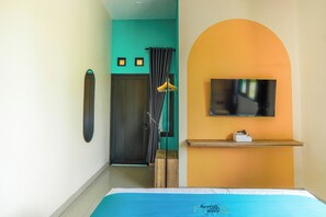 Deluxe Double Room, City View | Desk, free WiFi - INSTAY Hotel Dieng Chill Serenity (Garung)
