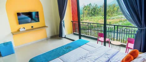 Deluxe Double Room, Balcony, City View | Desk, free WiFi