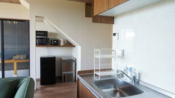 Cottage, Non Smoking, Bay View | Private kitchen