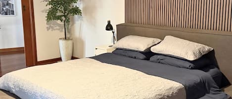 3 chambres, fer et planche à repasser, Wi-Fi, literie fournie