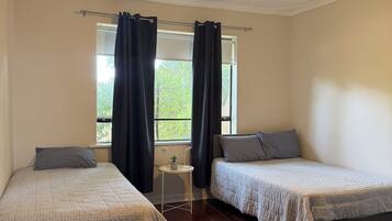 3 Schlafzimmer, Bügeleisen/Bügelbrett, WLAN, Bettwäsche